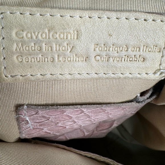 Cavalcanti Genuine Leather Purse Crossbody - Picture 13 of 15